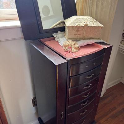 Sale Photo Thumbnail #207