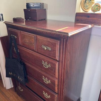 Sale Photo Thumbnail #208