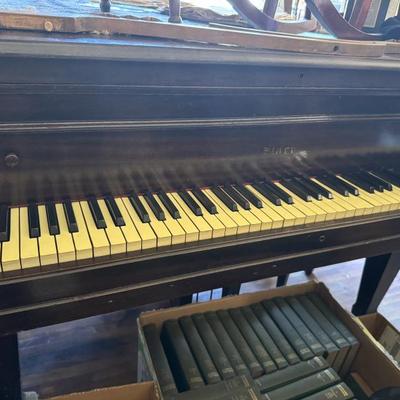 Sale Photo Thumbnail #302