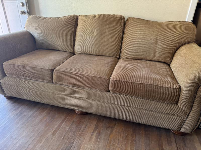 Sale Photo Thumbnail #398