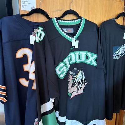 Sale Photo Thumbnail #110