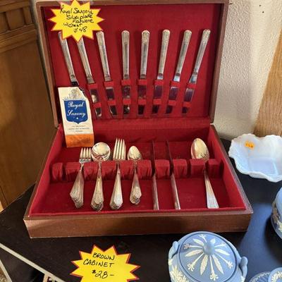 Sale Photo Thumbnail #44