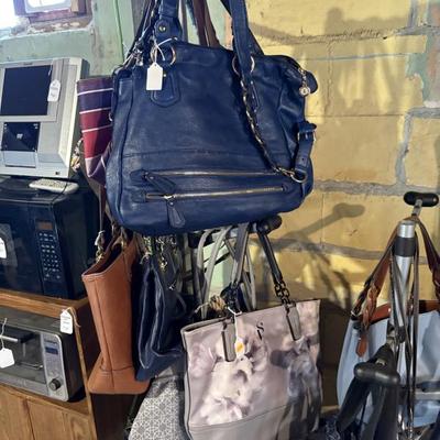 Sale Photo Thumbnail #150