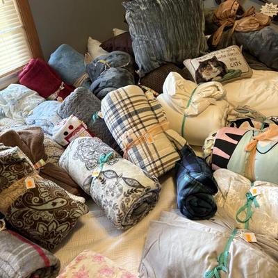 Sale Photo Thumbnail #118