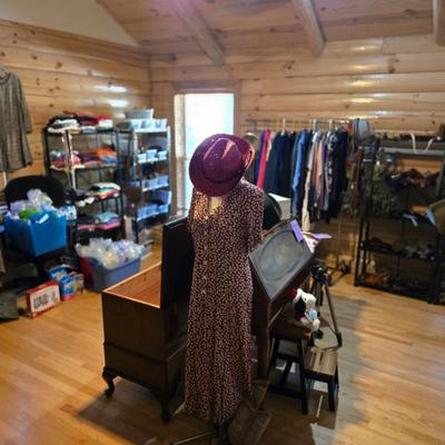 Sale Photo Thumbnail #42