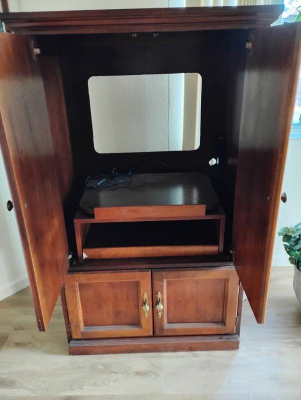 Sale Photo Thumbnail #17