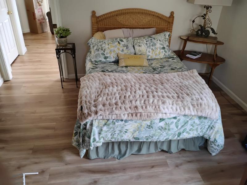 Sale Photo Thumbnail #22