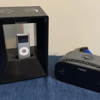 Audio Player With iPod 