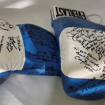 2010 Army Boxing Championship Signed Boxing Gloves 