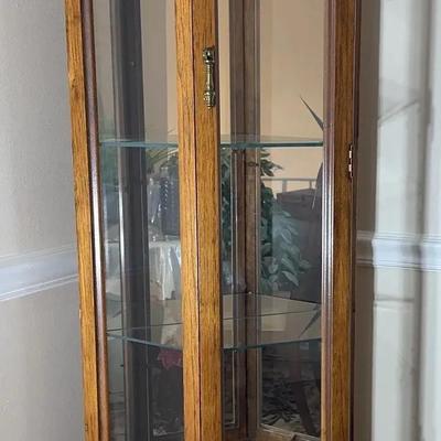 Pulaski Furniture - Three Sided Display Cabinet