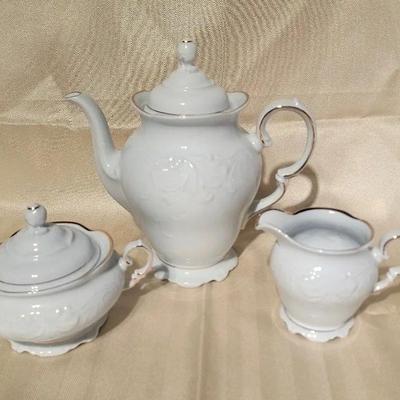 Wawel Caso Oro Gold Rimmed Bone China Tea Set