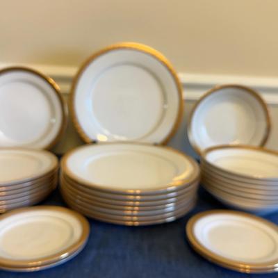 Noritake - Crestwood Gold