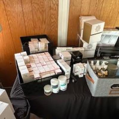 Sale Photo Thumbnail #164