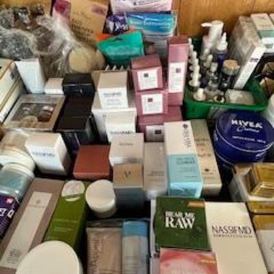 Sale Photo Thumbnail #173