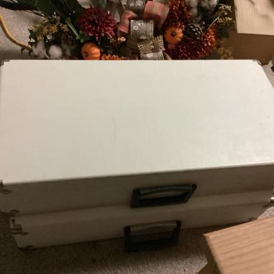 Sale Photo Thumbnail #69: Character building drama cases