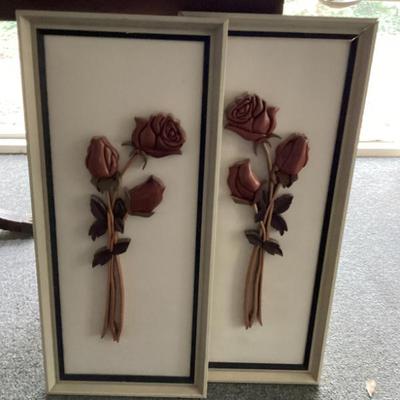 Sale Photo Thumbnail #103: Intarsia folk art roses