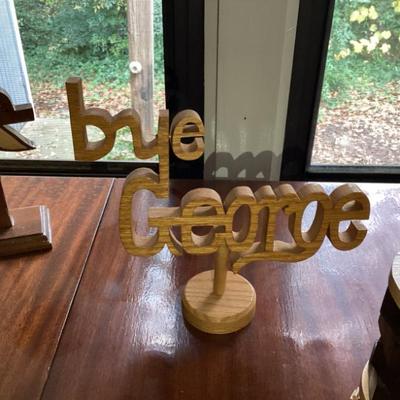 Sale Photo Thumbnail #83: Bye george wood carving