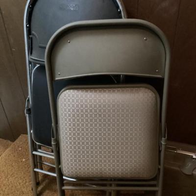 Sale Photo Thumbnail #134: Folding chairs