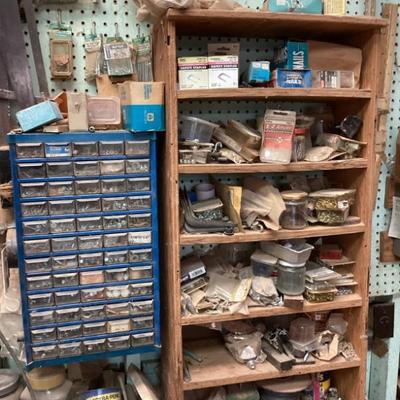 Sale Photo Thumbnail #45: Assorted nails and screws