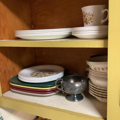 Sale Photo Thumbnail #151: Dinner plates bowls plastic plates