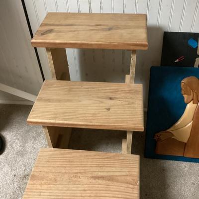 Sale Photo Thumbnail #129: 3 step staircase for pets