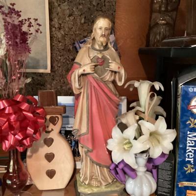 Sale Photo Thumbnail #104: Jesus figurine