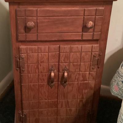 Sale Photo Thumbnail #28: Vintage ethan allen solid wood side table