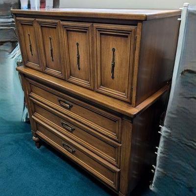 Sale Photo Thumbnail #53