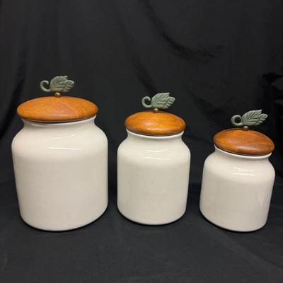 Vintage Leaf Motif Canisters 