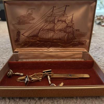 Sale Photo Thumbnail #92