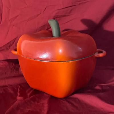 Cast Iron Enamel Apple Pot 