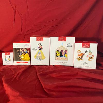 Hallmark Snow White & Sleeping Beauty