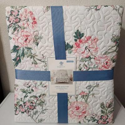 Shabby Chic Quilt Set