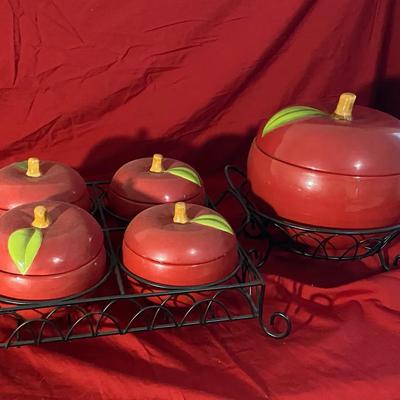 Red Apple Pans