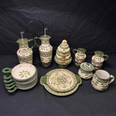 Temp-tations Dining Essentials 