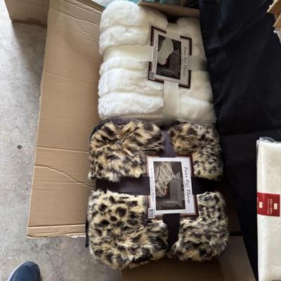 Sale Photo Thumbnail #34