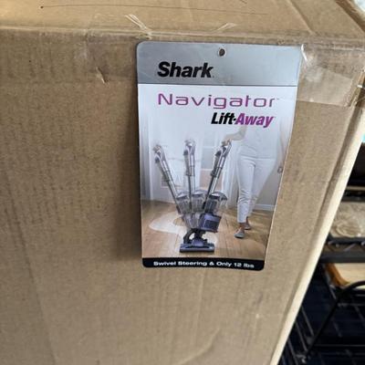 Sale Photo Thumbnail #38