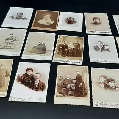 Vintage Black and White Photographs - Couples - Family - Women - Dubuque Iowa Photographers 