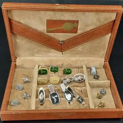 19 Large Lot of John Deere Pins and Tie Clips 