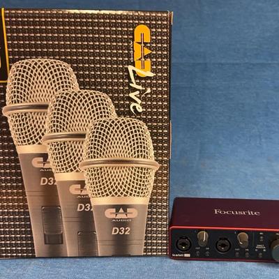 Podcast Kit- CAD Audio D32 Microphone Set w/ Focusrite Scarlett 212