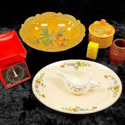 Groovy Autumnal Kitchen Dishware