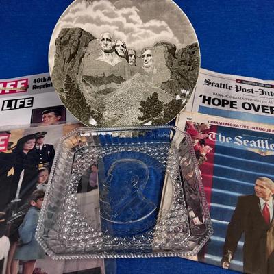 The Presidents “ Kennedy, Grant, Rushmore, Obama” Plate And Newsprint
