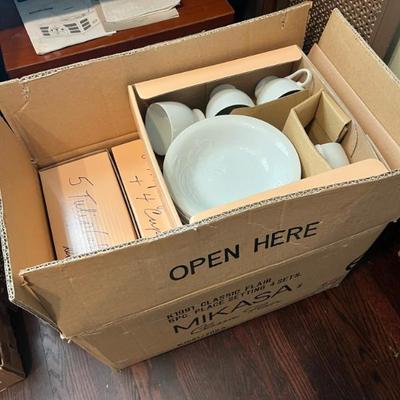 Sale Photo Thumbnail #174