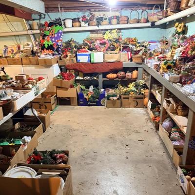 Sale Photo Thumbnail #40