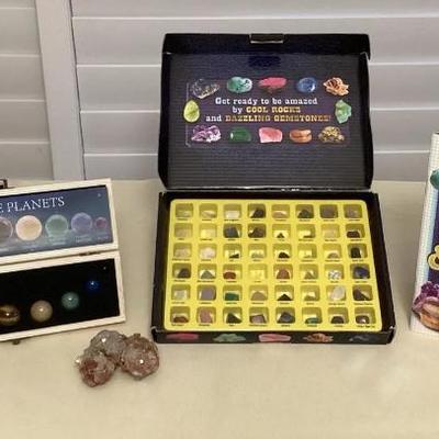 MMP010 Rocks & Gems Collection, 9 Polished Stone “Planets”, Cluster Of Crystals & Obelisks 