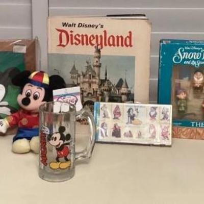 MMP011 Vintage Disney Figures, Rubber Stamps, Glass Mugs, Book, Puzzle & Bean Bag Plush