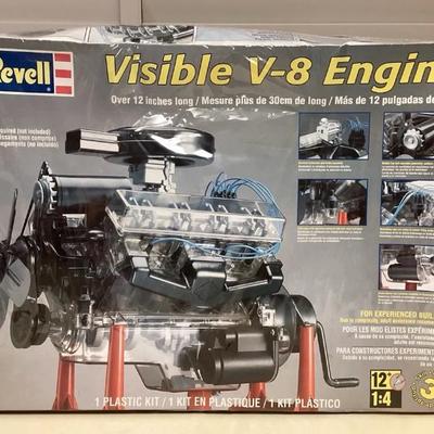 MMP016 Revell Visible V-8 Engine Plastic Kit New
