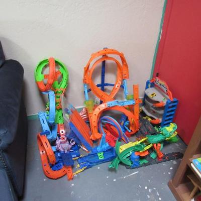 Sale Photo Thumbnail #86