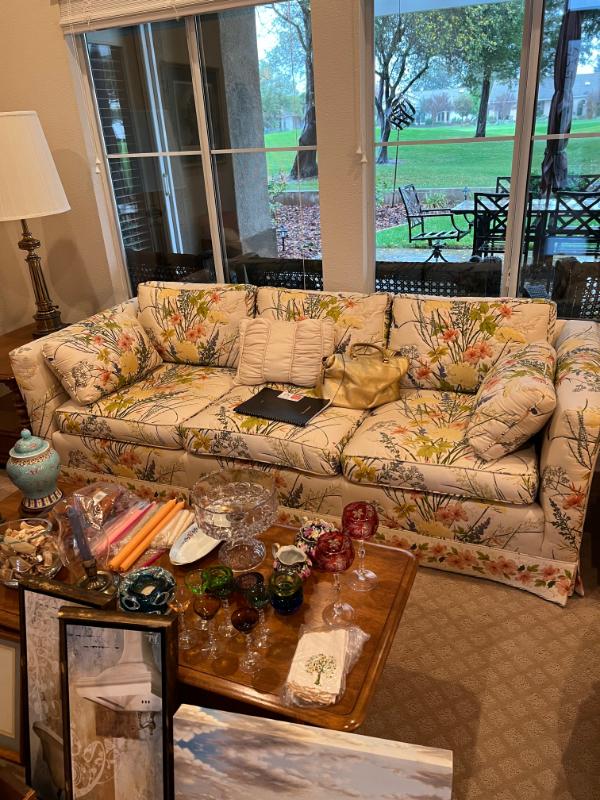 Sale Photo Thumbnail #3