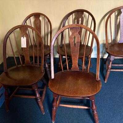 Sale Photo Thumbnail #131: set of 5 Windsor chairs $100
